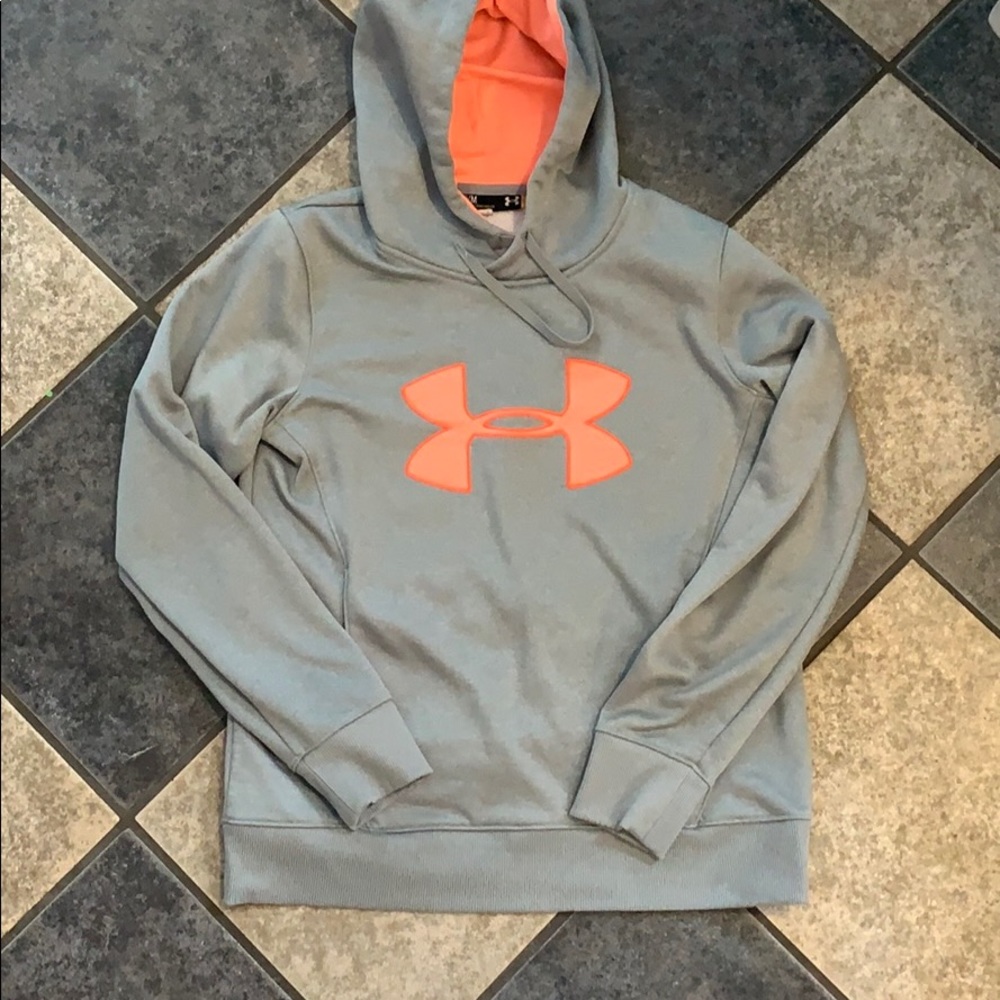 Girls Under Armour sweatshirt